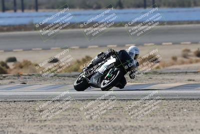 media/Nov-16-2025-Race Pace (Sun) [[8c5fa54630]]/Verified Riders/3-Turn 14 (1045am)/